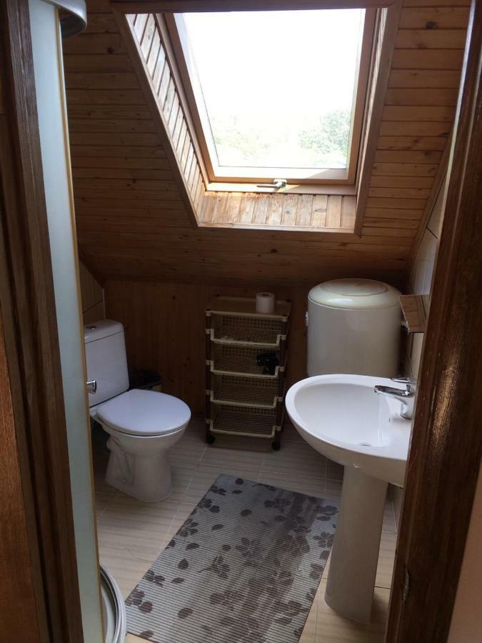 Hotel Веселий Кут à Zaliznyi Port Extérieur photo